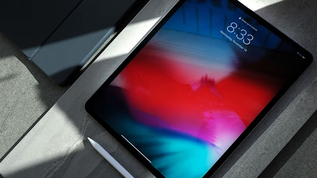 Apple Sales Surge on iPhone Demand Ahead of Tariff Uncertainty