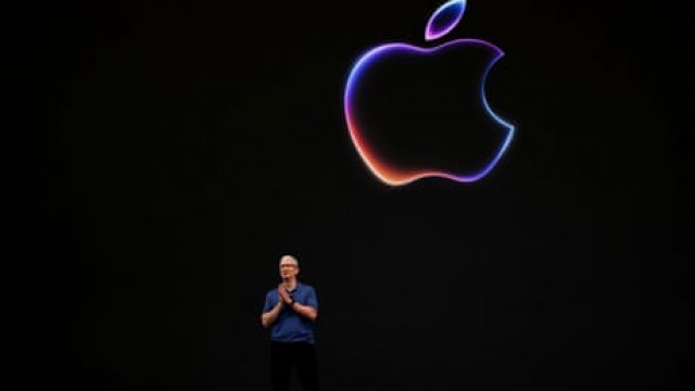 Apple stock reaches record high after announcement of new AI features