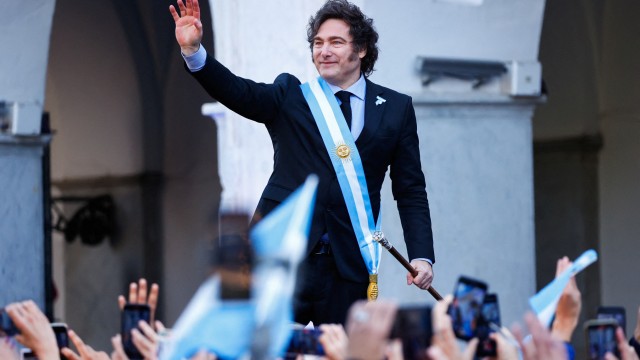 Argentine President Milei to meet Apple, Google, Meta CEOs in US