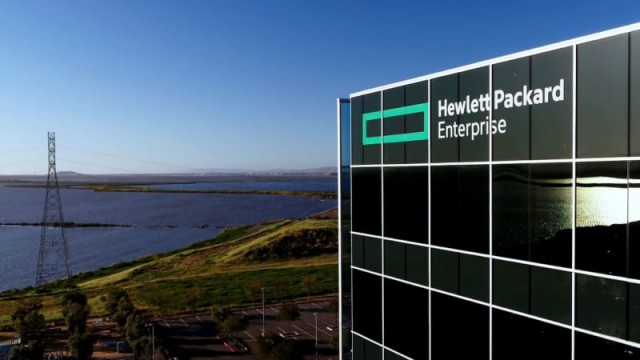 As HPE's stock heads for another high, its bonds have been selling off