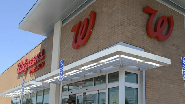 As Walgreens Closes Stores, Turnaround May Take ‘Quarters, Not Months'