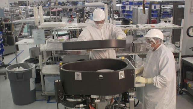 ASML shares pop 7% after report that U.S. will exempt allies from new China chip restrictions