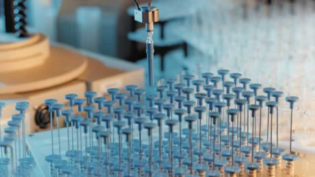 Foto von AstraZeneca and GSK slide as Trump and RFK appoint new FDA vaccine chief