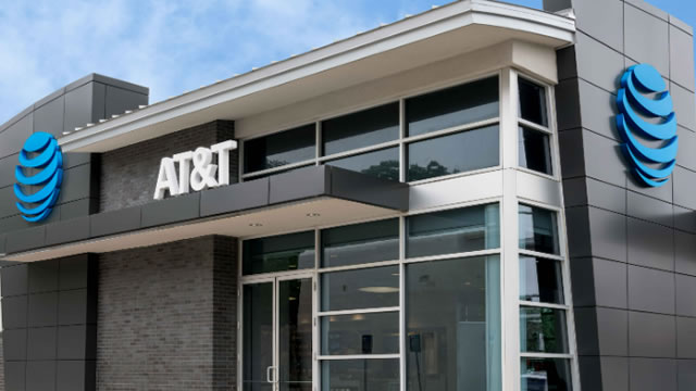 AT&T (T) Increases Despite Market Slip: Here's What You Need to Know