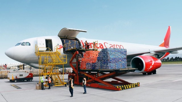 Foto von Avianca bankruptcy exit fuels cargo expansion