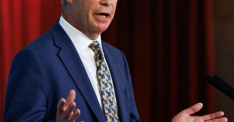 Bankers file suspicious activity report over Farage's £5M gift from Tether billionaire