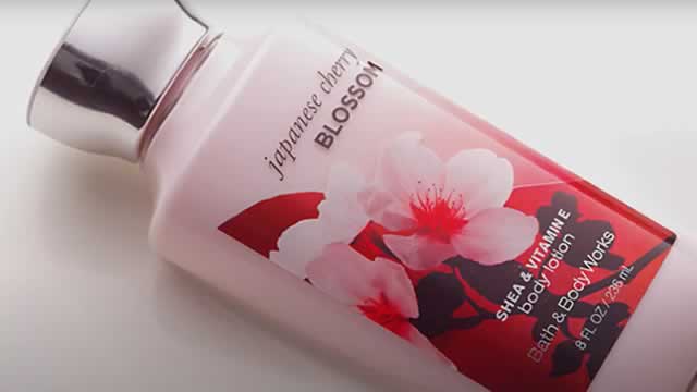 Bath & Body Works Raises Earnings Outlook on Higher Profit