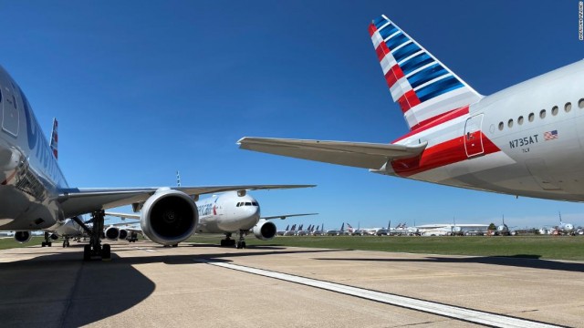 Bears Pile on American Airlines Stock After Downgrade