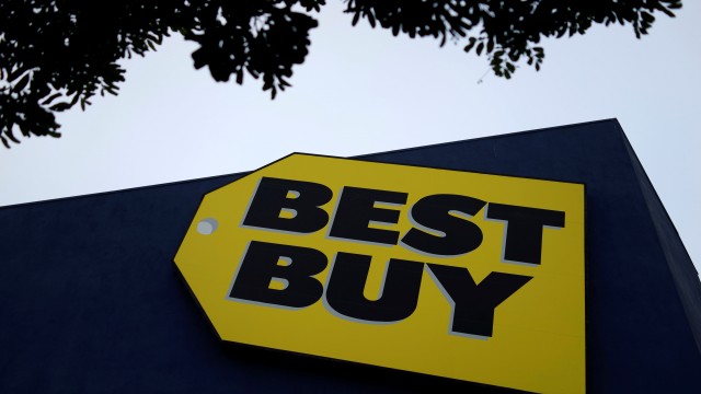 Best Buy Stock Is Set for an AI Boost, Analyst Says