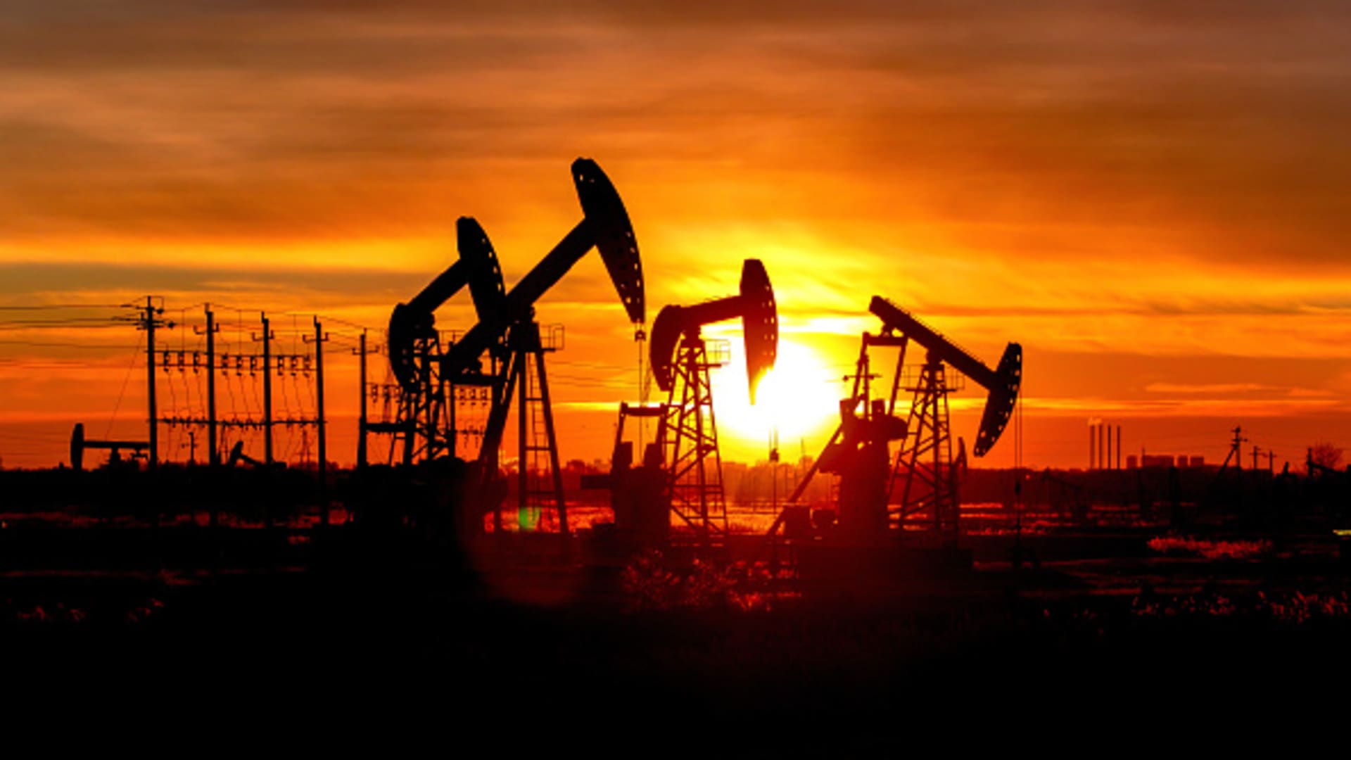 Big Oil forced to confront some tough choices as 'monster profits' fade into memory