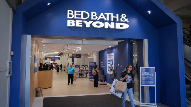 Billionaire investor Ryan Cohen beats Bed Bath & Beyond shareholder lawsuit