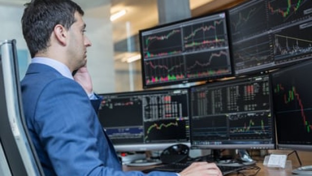 Billionaire Ray Dalio Just Bought These 5 Artificial Intelligence (AI) Stocks