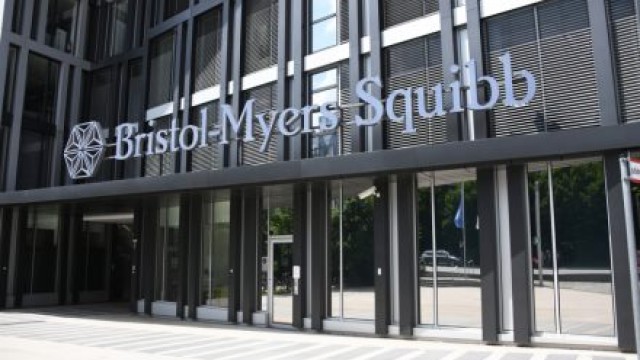 https://images.financialmodelingprep.com/news/biotech-etfs-strengthen-as-bristol-myers-squibb-buys-turning-20220603.jpg