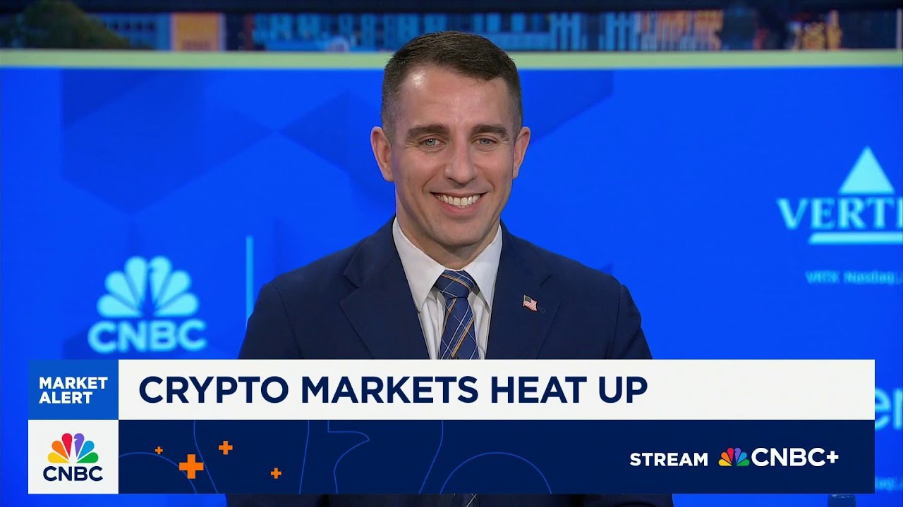 https://images.financialmodelingprep.com/news/bitcoin-approaches-new-highs-heres-what-investors-need-to-20251007.jpg