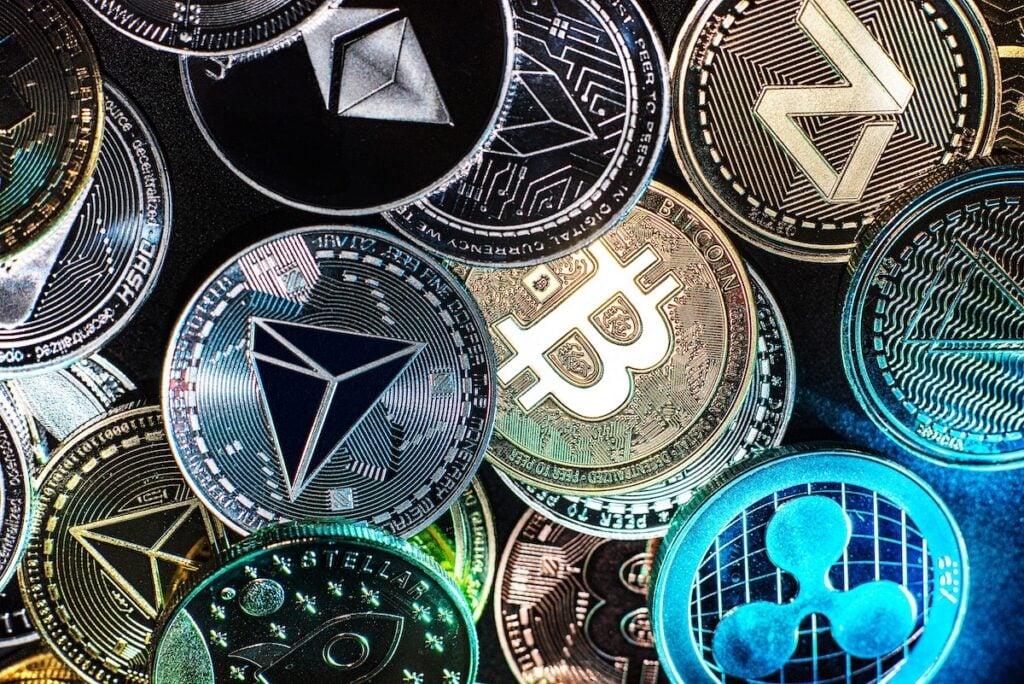 Bitcoin Down To $76,000, Ethereum, XRP, Dogecoin Lose 2% Without Iran Peace Progress