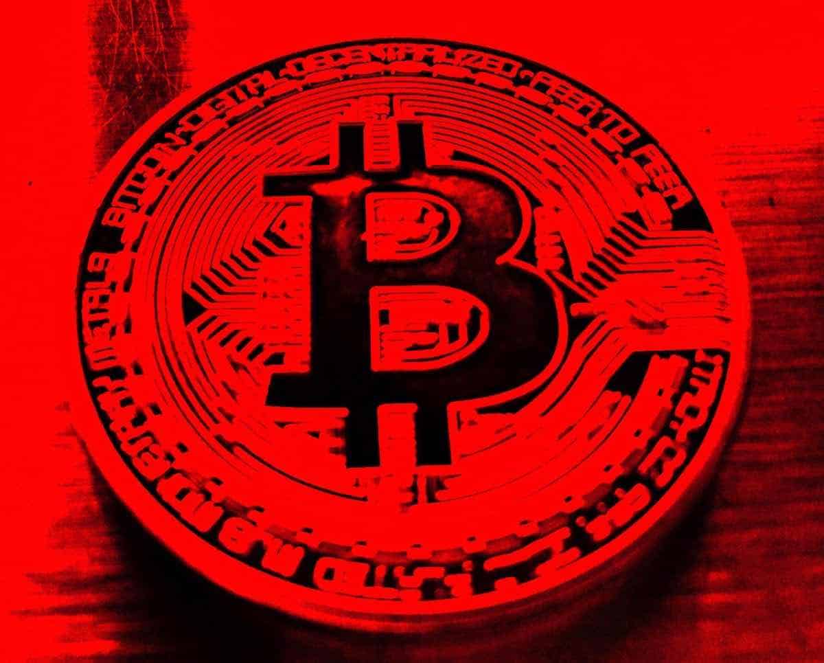 Bitcoin ETF Investors Face Steep Losses as Crypto Selloff Continues