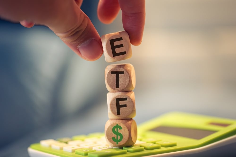 Bitcoin ETFs Lose $2.8 Billion In 9 Days: What Is Going On With Institutions?