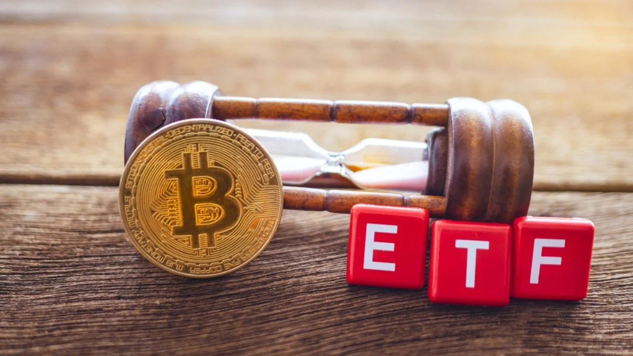 Bitcoin ETFs Shed $144.67M as 5-Day Inflow Streak Breaks