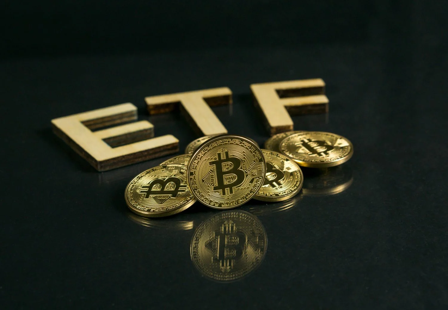Bitcoin ETFs Took In $6.3 Billion in Q3 and Are Up Only $1 Billion for 2026. Where Did the First Half’s Money Go?