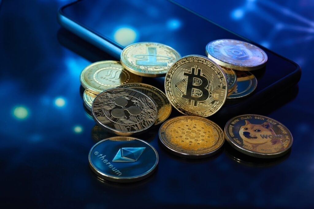 Bitcoin, Ethereum, XRP, Dogecoin Falter As Trump's Iran Ultimatum Shakes Sentiment