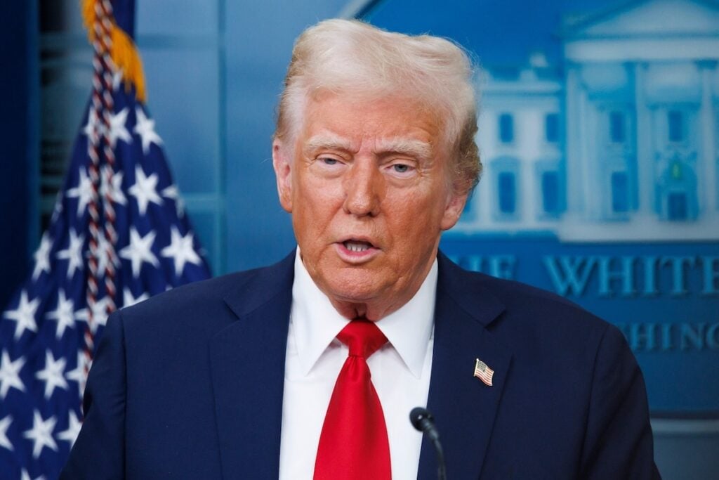 Bitcoin, Ethereum, XRP, Dogecoin Spike Amid Trump's Iran Exit Signal: Analytics Firm Highlights 'Best' Place To Buy BTC On Spot