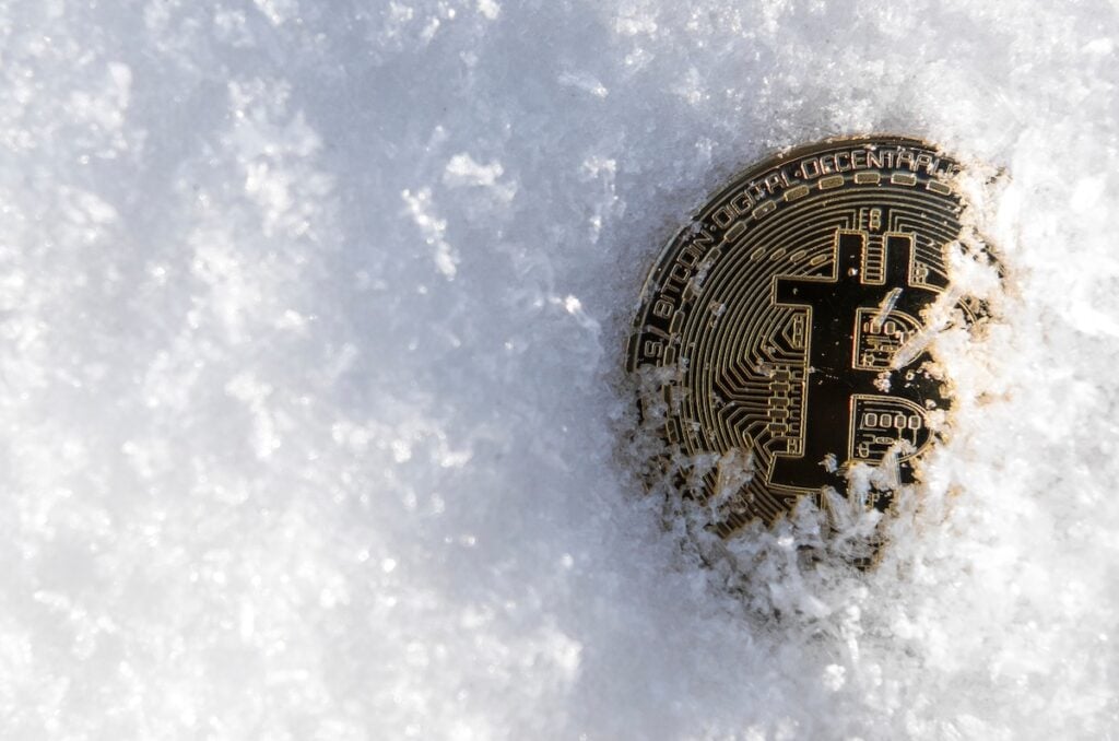 Bitcoin, Ethereum, XRP, Dogecoin Trade Sideways Ahead Of Clarity Act Roundtable