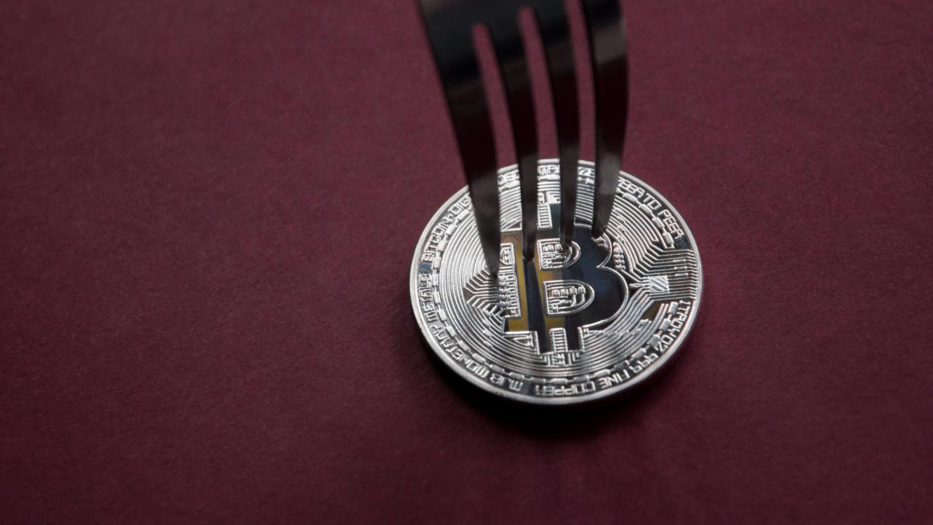 Bitcoin holders risk losing real BTC if they sell coins from BIP-110 fork, says developer