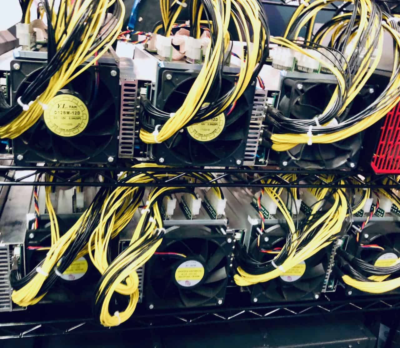 Bitcoin Mining Difficulty Drops Sharply as Hashrate Exits Amid June BTC Price Weakness