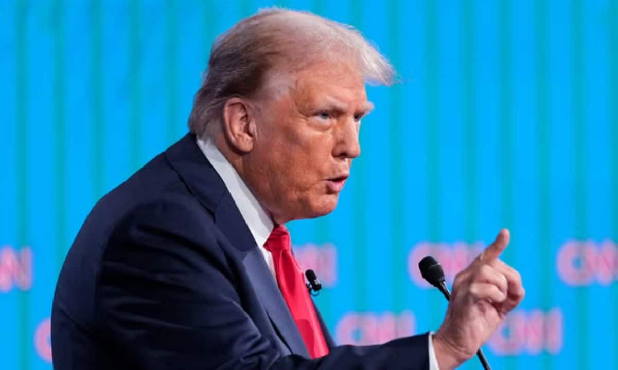 Bitcoin Price Rises Ahead of Trump's Key Iran War Announcement