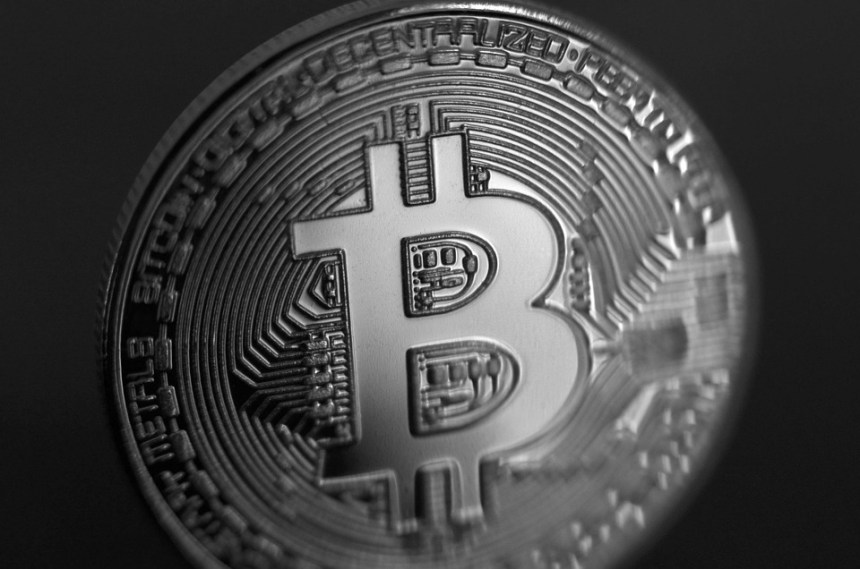 Bitcoin Rejection Sparks Caution: Is The Rally Losing Steam?