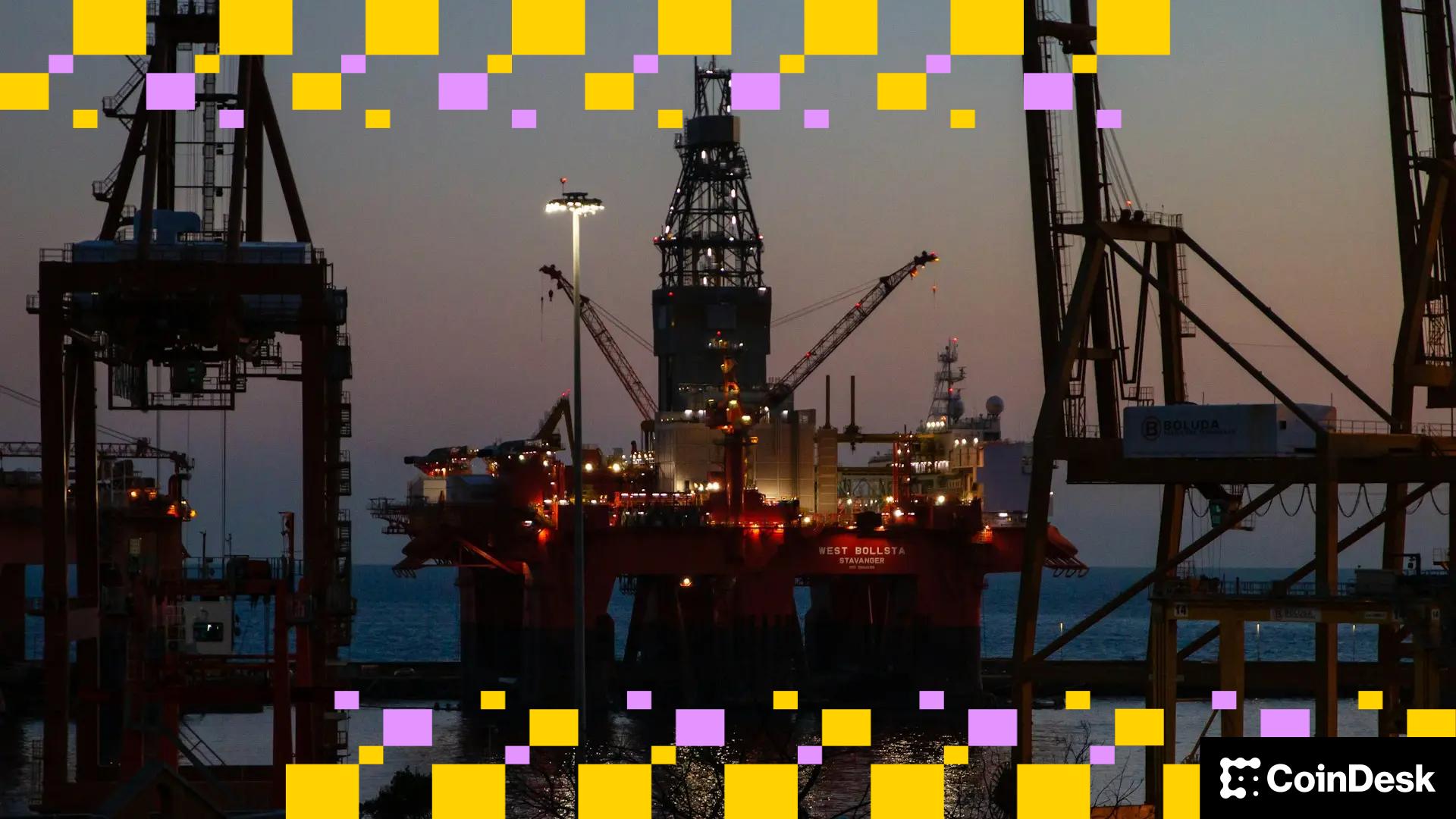 Bitcoin stays calm while other markets panic: key levels to watch