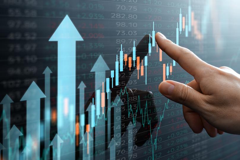 Bitcoin steady above $63,000, BNB, SOL edge higher as AI stocks rebound