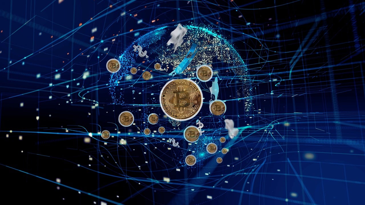 Bitcoin Surges Past $72,700 as Trump-Iran Ceasefire Triggers Massive Crypto Short Squeeze
