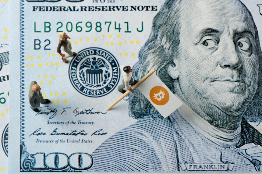Bitcoin's $73K Rally Driven By US Investors, Analyst Says