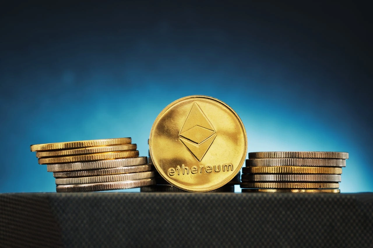 Bitmine Expands Ethereum Holdings as ETH Stalls Below $1,800