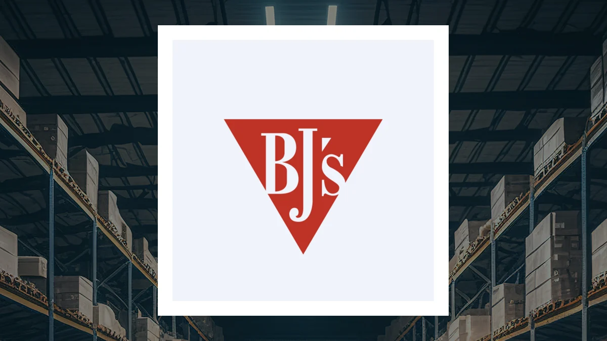 BJ’s Restaurants (NASDAQ:BJRI) EVP Sells $708,140.27 in Stock