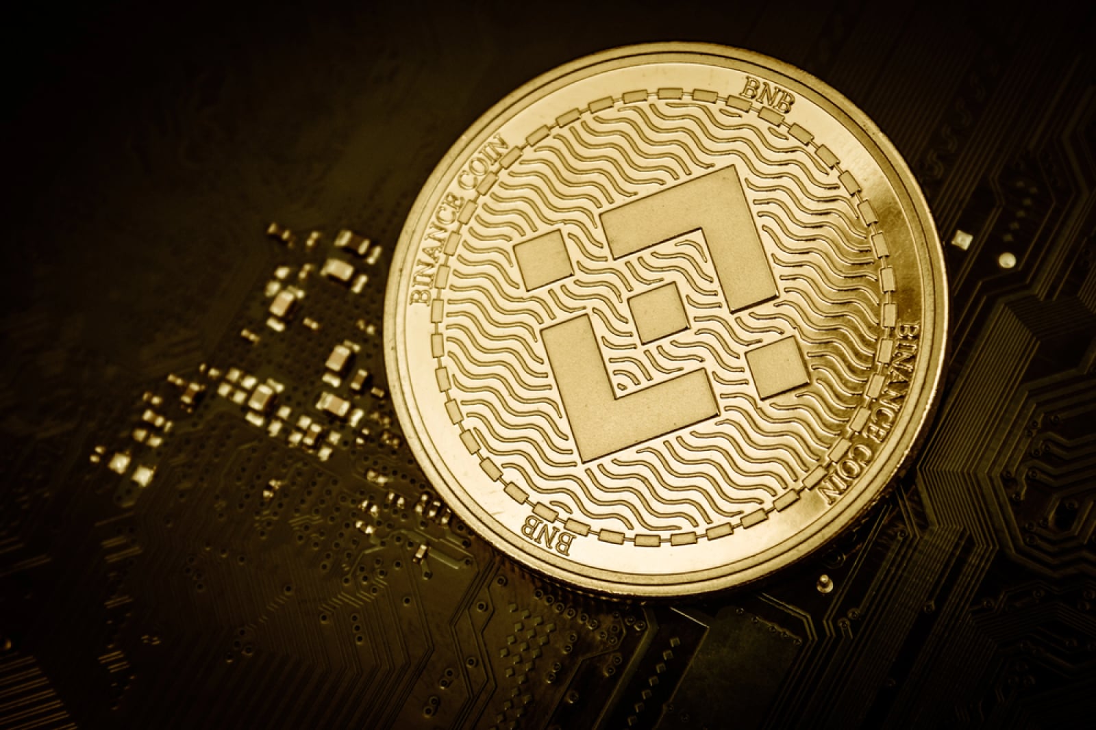 BNB Chain Remains Top-1 Chain With Active Stablecoin Addresses, But There's a Catch