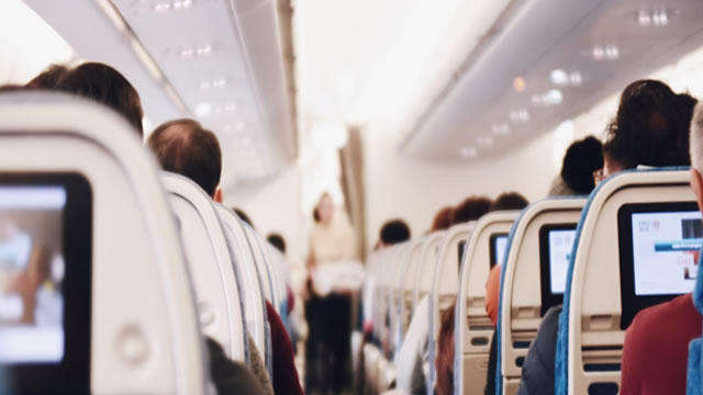 Boeing Wins Order for 777X Aircraft: Should You Buy or Sell the Stock Now?