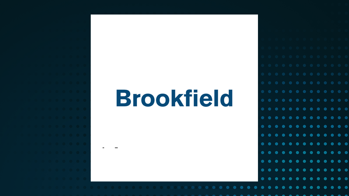 Brookfield Asset Management (TSE:BAM) Shares Pass Below 200-Day Moving Average   – Time to Sell?