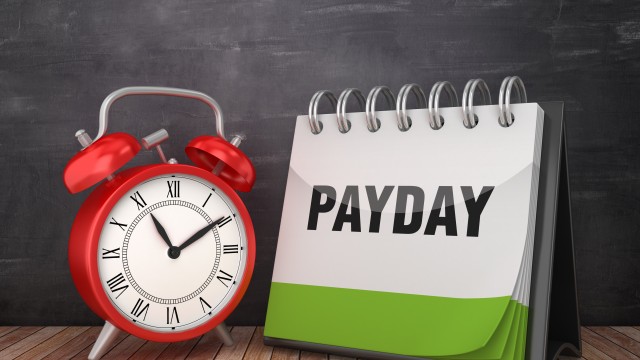 Buy These Smart 5-7% Yields While The Market Chases Growth