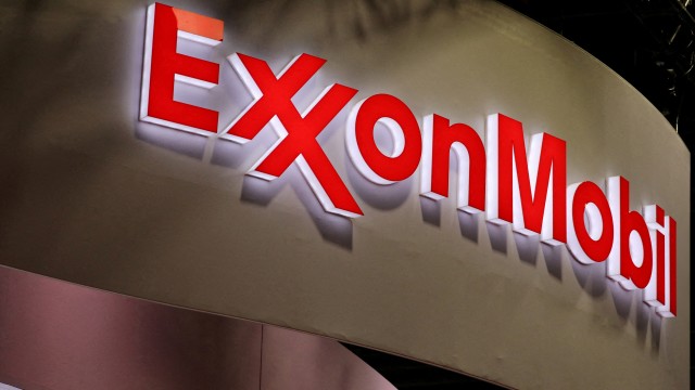 CalPERS to vote against all 12 Exxon directors, citing lawsuit