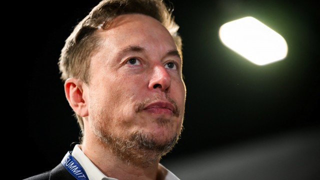 CalSTRS to vote against Tesla CEO Musk's $56 bln pay package, CNBC reports