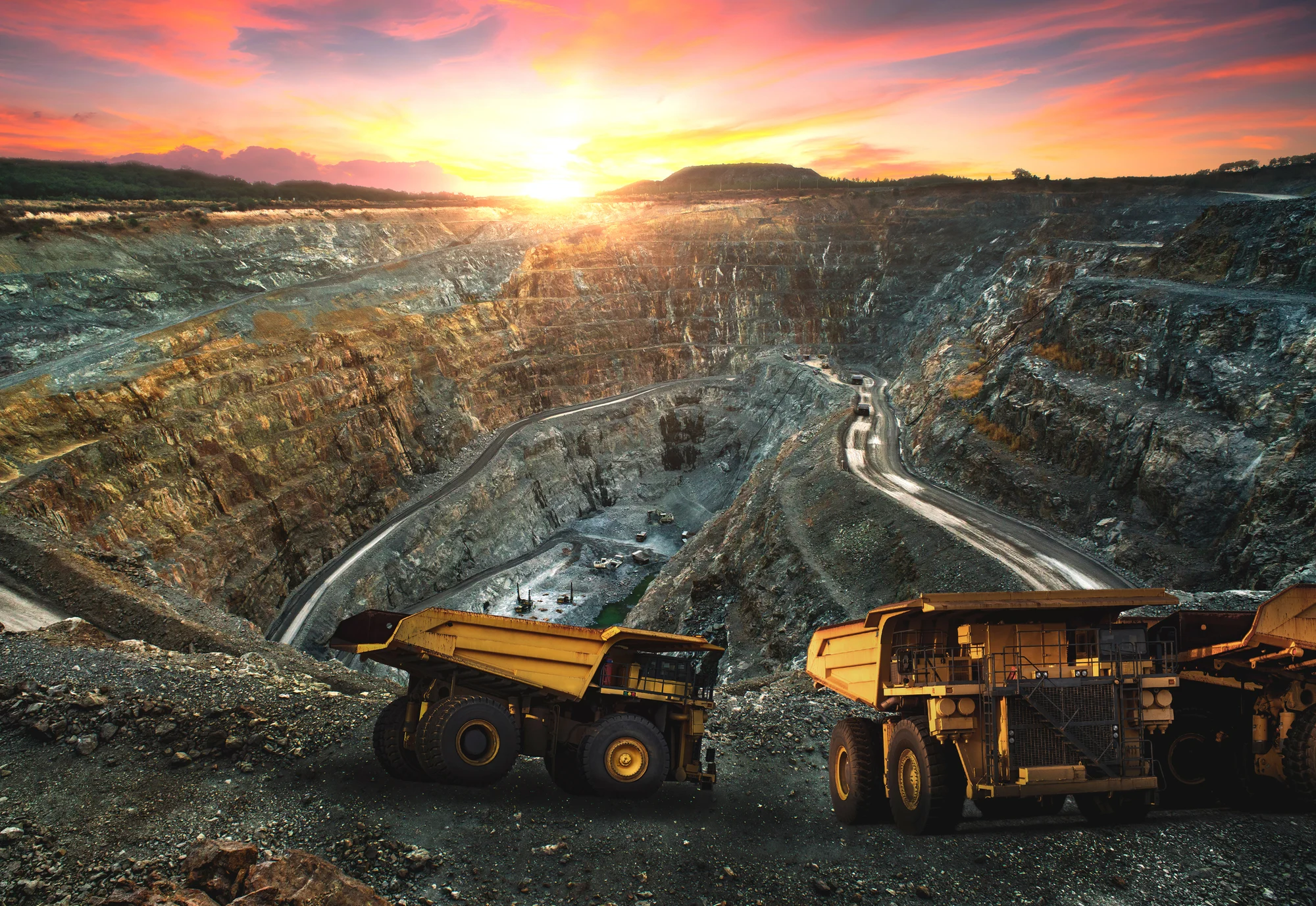 Can $10,000 in Caterpillar Stock Turn Into $50,000 by 2030?