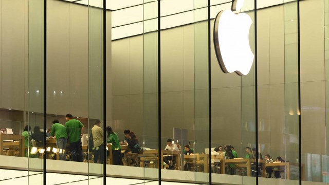 Can AI Launch Drive Apple Stock To $300?