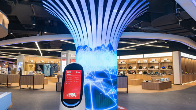 Can JD's Surging User Base Power Its Next Phase of Revenue Growth?