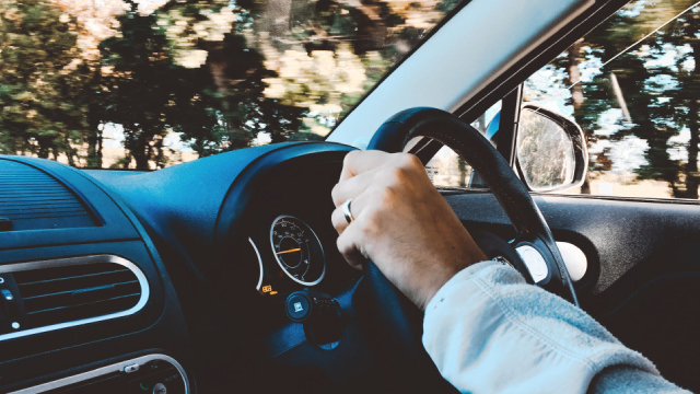 Carvana (CVNA) Beats Stock Market Upswing: What Investors Need to Know