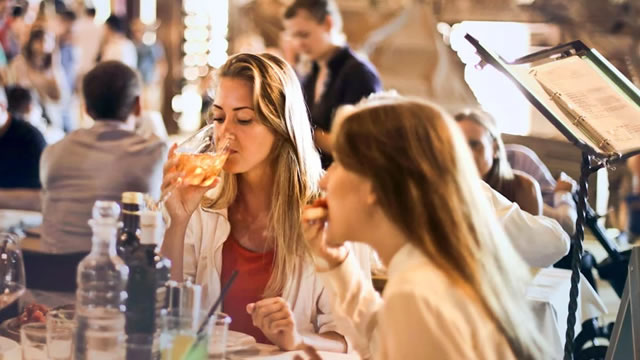 Cava earnings beat estimates as restaurant traffic climbs nearly 10%