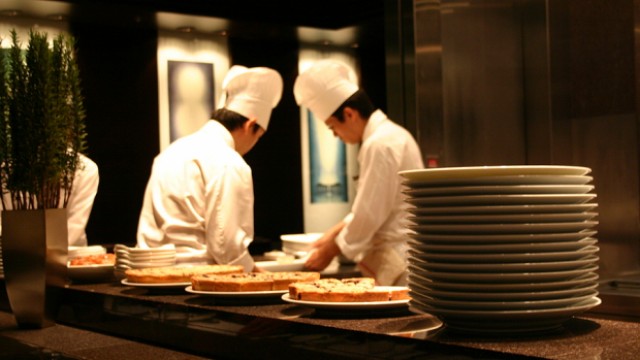 CAVA Group (CAVA) Q1 Earnings & Revenues Beat Estimates