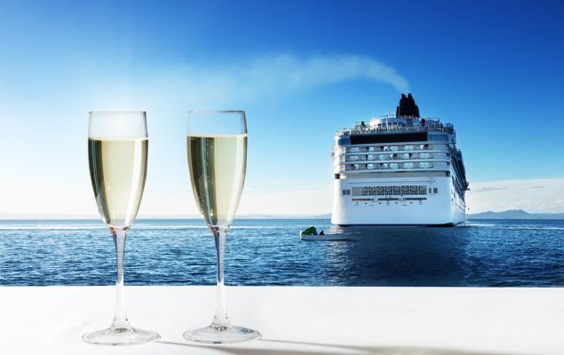 CCL vs. RCL: Which Cruise Stock Deserves a Spot in Your Portfolio?