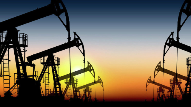CenterPoint (CNP) Forms 'Hammer Chart Pattern': Time for Bottom Fishing?